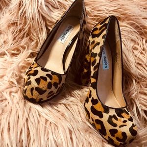 Steve Madden; 7 1/2 cowhide leopard print.
